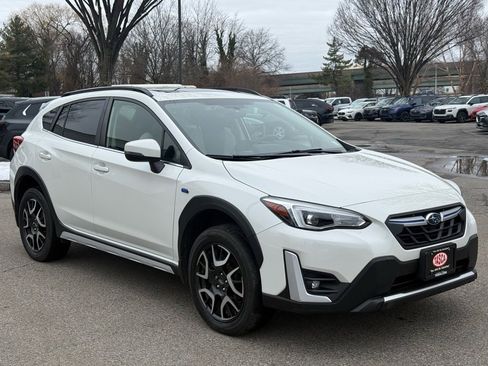 Used 2023 Subaru Crosstrek Hybrid w/ Moonroof Package w/Navigation image 4