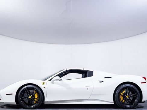 Certified 2018 Ferrari 488 Spider image 7