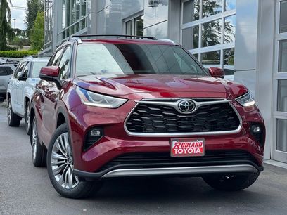 New 2026 Toyota Highlander Platinum