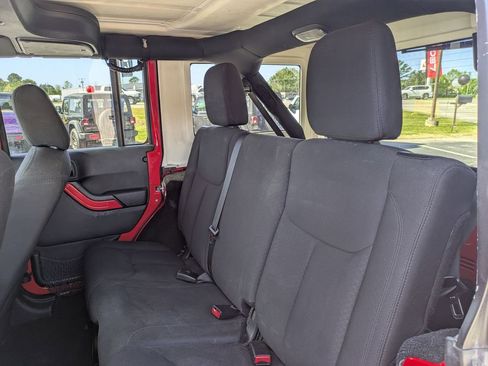 Used 2015 Jeep Wrangler Unlimited Sport w/ Quick Order Package 24S image 26