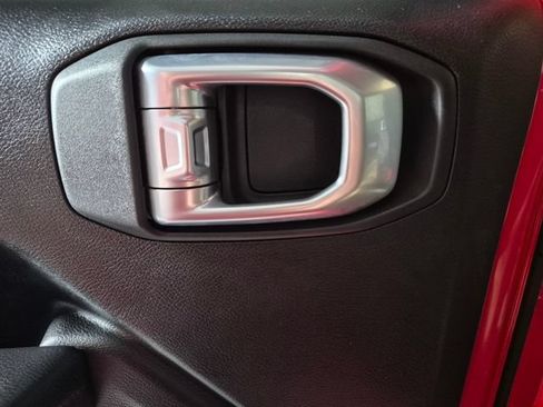Used 2020 Jeep Gladiator Sport w/ Quick Order Package 24S AWD/4WD image 30