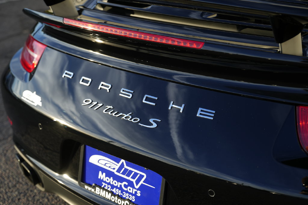 Used 2014 Porsche 911 Turbo S AWD/4WD image 31