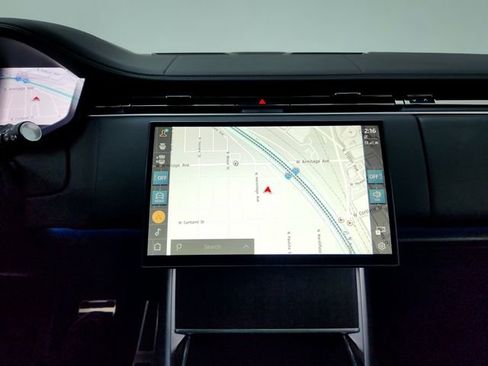 Certified 2024 Land Rover Range Rover Autobiography image 45