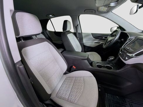 Used 2023 Chevrolet Equinox LT w/ Driver Convenience Package AWD/4WD image 29
