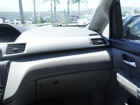 Used 2015 Honda Odyssey EX image 29