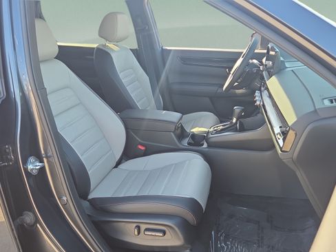 Used 2024 Honda CR-V Sport Touring image 17