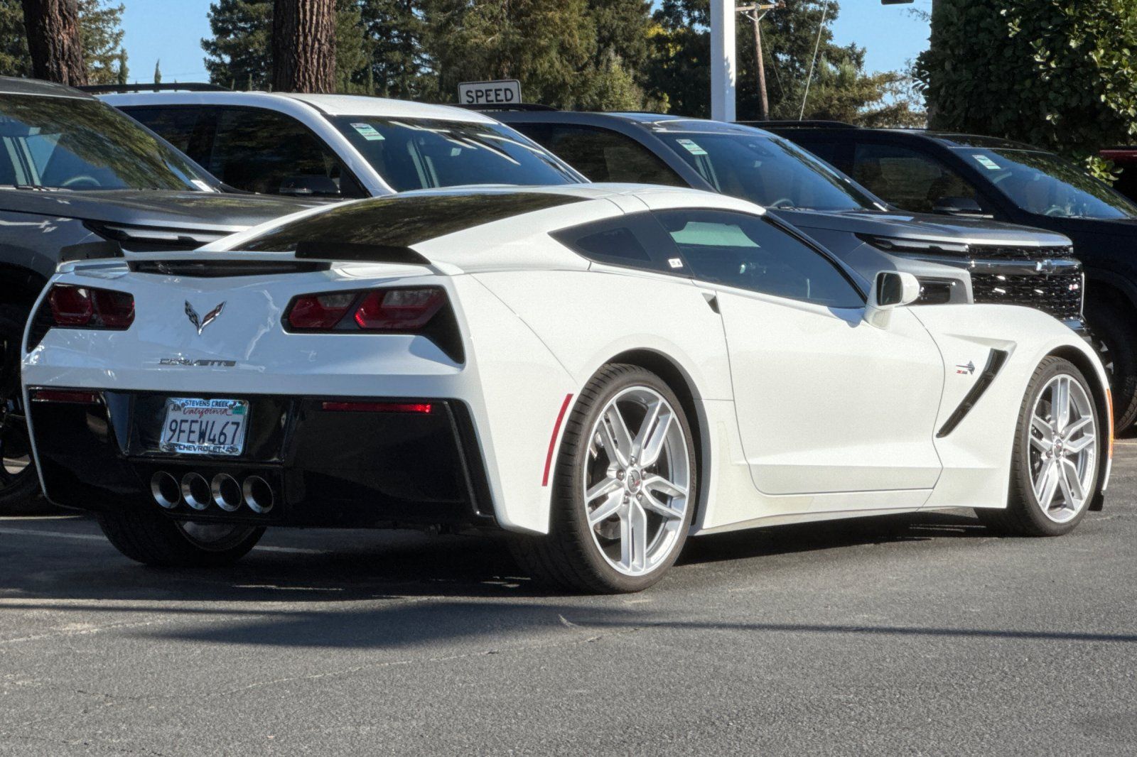 Used 2017 Chevrolet Corvette Stingray Coupe RWD image 5