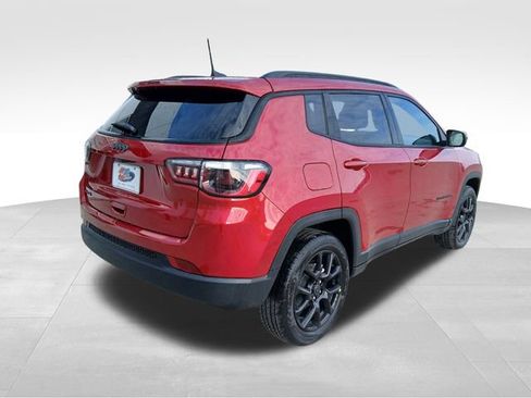 New 2026 Jeep Compass Latitude AWD/4WD image 5