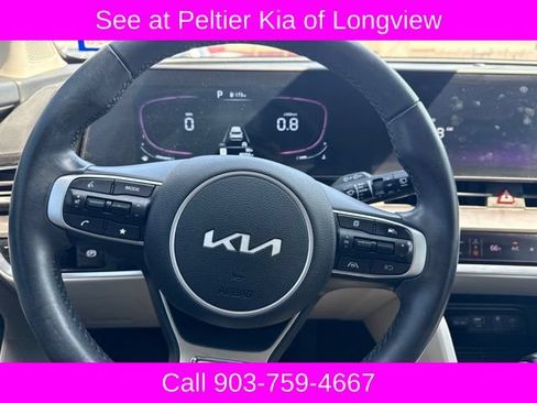 Used 2024 Kia Sportage EX FWD image 15