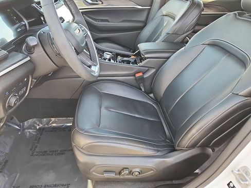 Used 2022 Jeep Grand Cherokee Limited 4xe w/ MOPAR Finishing Package image 17