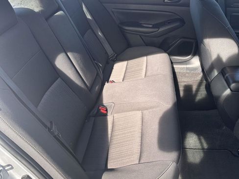 Used 2024 Nissan Altima 2.5 SV image 10