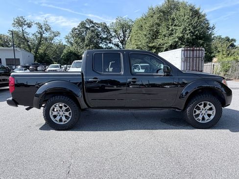 Used 2020 Nissan Frontier SV AWD/4WD image 4