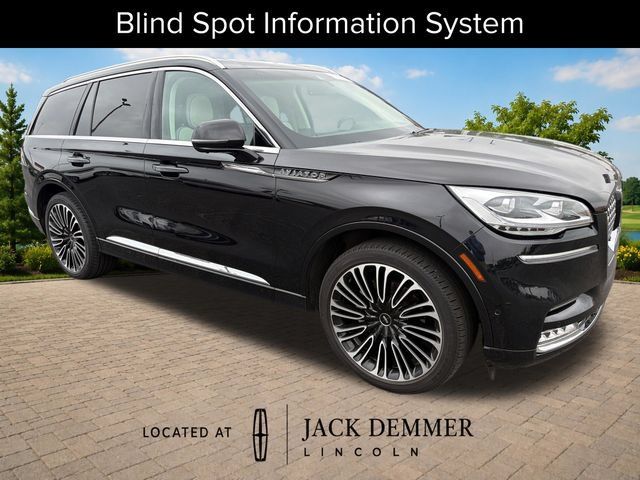 Certified 2023 Lincoln Aviator Black Label w/ Dynamic Handling Package AWD/4WD image 9