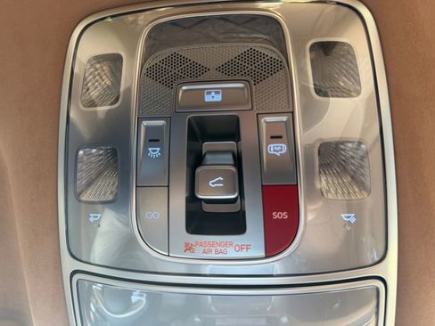 Used 2025 Genesis G90 3.5T AWD/4WD image 20