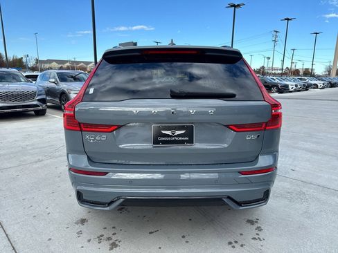 Used 2023 Volvo XC60 B5 Plus image 22