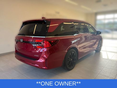 Certified 2025 Honda Odyssey Sport-L image 3