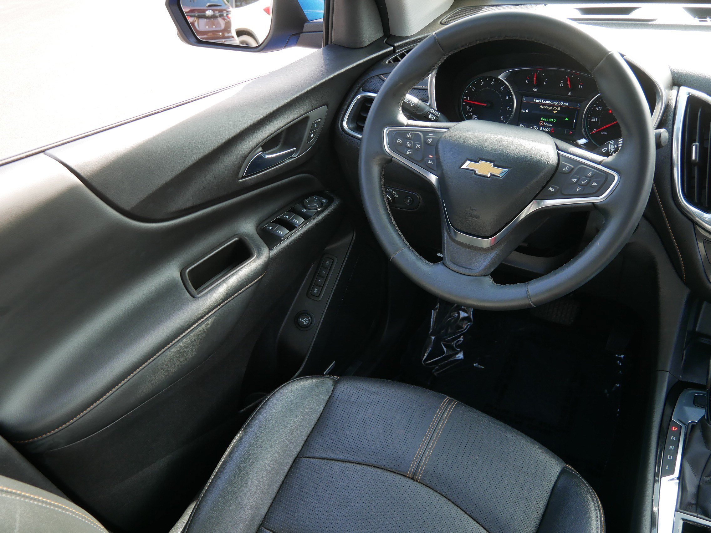 Used 2024 Chevrolet Equinox Premier AWD/4WD image 9