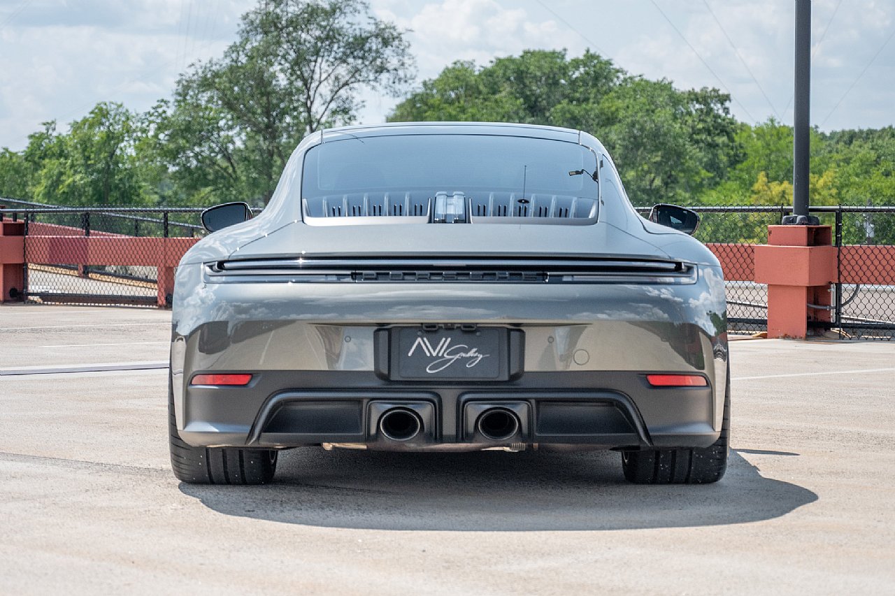 Used 2026 Porsche 911 Carrera GTS RWD image 8
