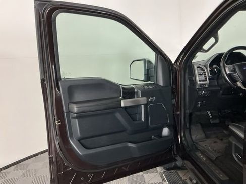 Used 2020 Ford F150 Platinum w/ Technology Package AWD/4WD image 14