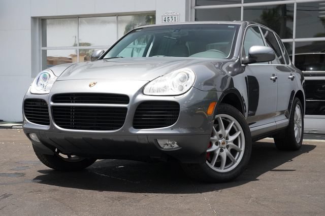Used 2005 Porsche Cayenne Turbo AWD/4WD image 1