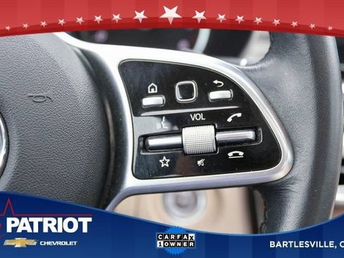 Used 2020 Mercedes-Benz C 300 Sedan w/ Premium Package image 29