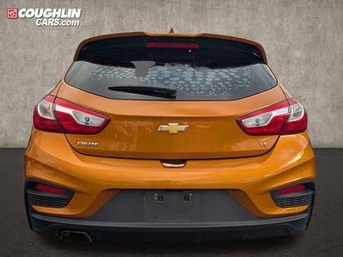 Used 2017 Chevrolet Cruze LT w/ Sun And Sound Package image 6
