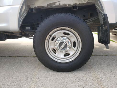 Used 2019 Ford F250 XL w/ XL Value Package AWD/4WD image 24