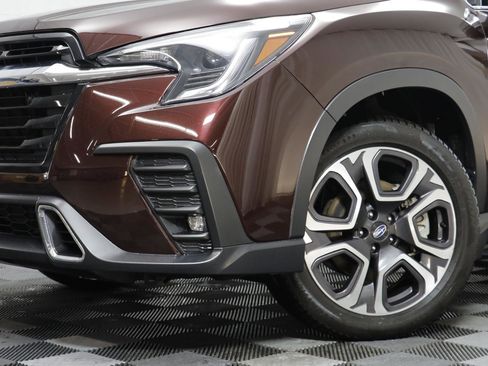 Used 2023 Subaru Ascent Touring image 3