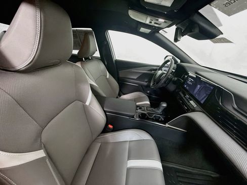 Used 2026 Toyota Camry SE w/ Multimedia Upgrade Package FWD image 27