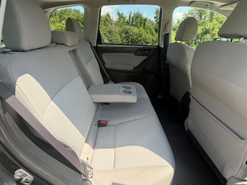 Used 2015 Subaru Forester 2.5i Premium w/ Protection Package #1 AWD/4WD image 19