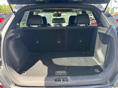 Used 2019 Hyundai Kona Limited FWD image 13