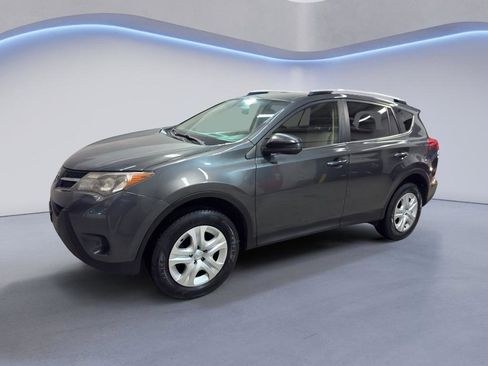 Used 2013 Toyota RAV4 LE image 3