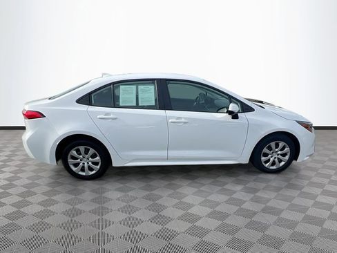Used 2024 Toyota Corolla LE image 8