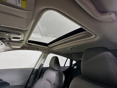 Used 2024 Subaru Crosstrek 2.0i Premium image 24