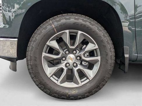 New 2025 Chevrolet Silverado 1500 LT w/ Safety Package image 9