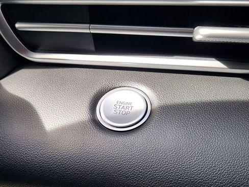 Certified 2025 Hyundai Elantra Blue image 18