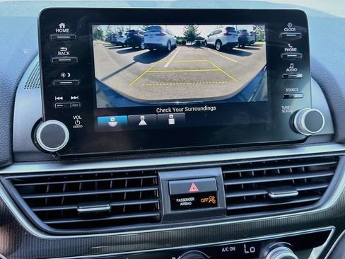 Used 2019 Honda Accord Sport image 14