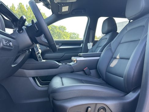 New 2027 GMC Terrain Elevation w/ Elevation Premium Package AWD/4WD image 21