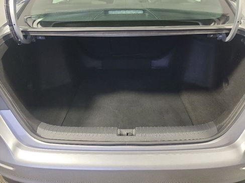 Used 2024 Honda Accord Sport image 9