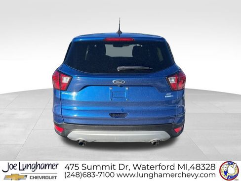 Used 2019 Ford Escape SE image 4