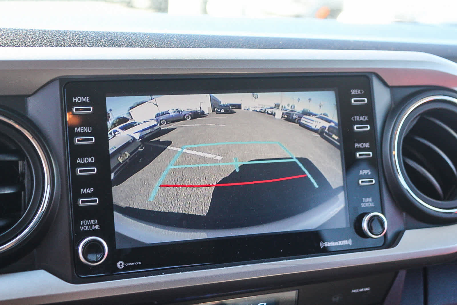 Used 2022 Toyota Tacoma SR5 RWD image 32