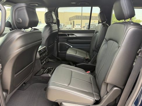 New 2026 Jeep Grand Wagoneer 4WD image 10