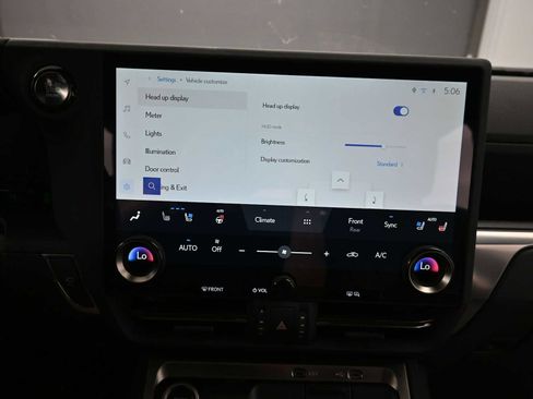 Used 2024 Lexus GX 550 image 25