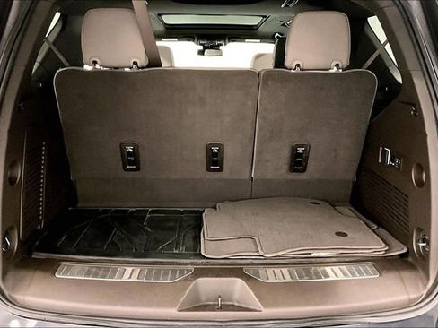 Used 2025 Chevrolet Tahoe Z71 w/ Comfort Package image 43