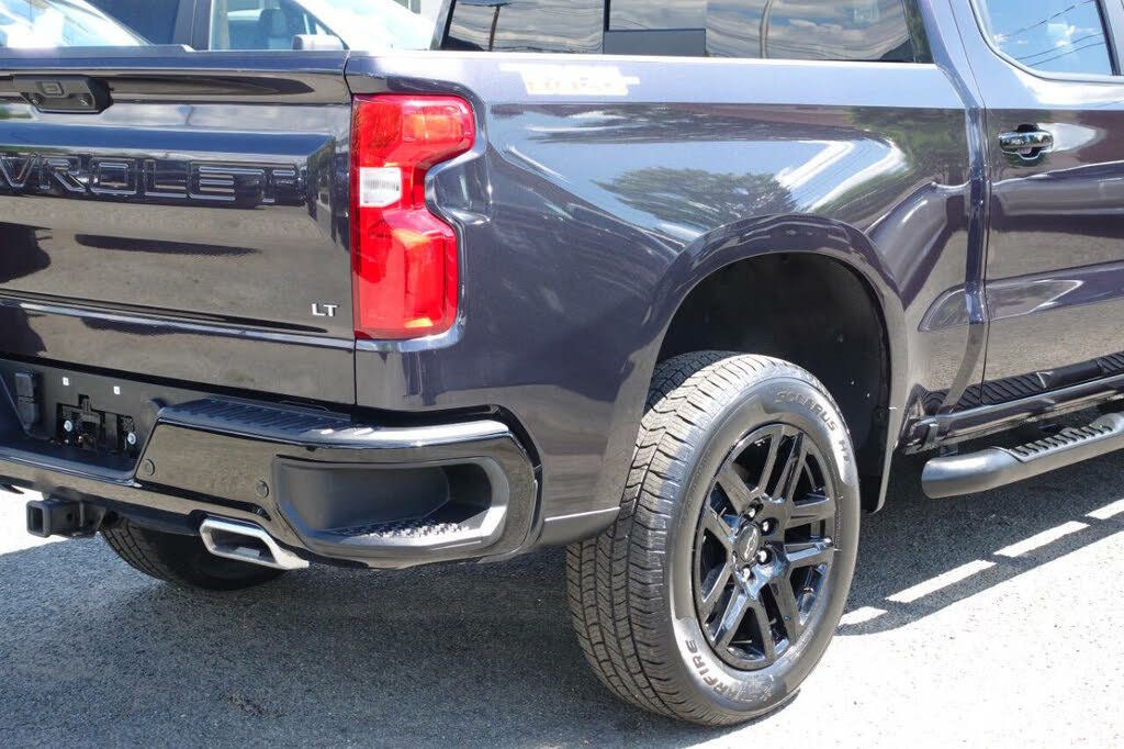 Used 2022 Chevrolet Silverado 1500 LT Trail Boss w/ LT Trail Boss Premium Package AWD/4WD image 14