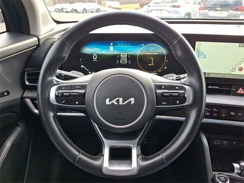 Used 2023 Kia Sportage SX image 17