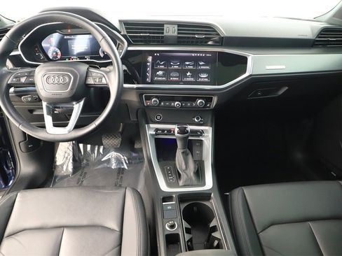 Certified 2023 Audi Q3 2.0T Premium Plus w/ Premium Plus Package image 18