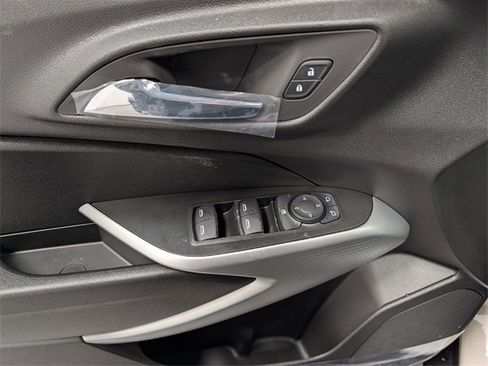 New 2026 Chevrolet Trax RS w/ Sunroof Package image 14