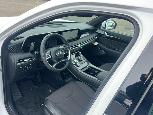 New 2025 Hyundai Palisade Calligraphy image 9