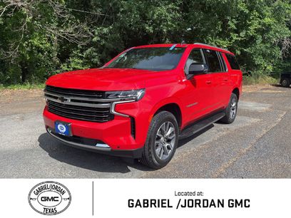 Used 2023 Chevrolet Suburban LT w/ Luxury Package